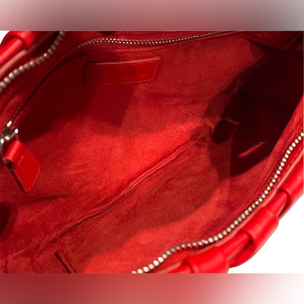 STAUD LARGE RUCHED LEATHER BEAN BAG IN RED - HTF/RARE - Picture 9 of 11